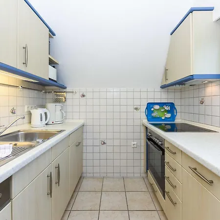 Prázdninový dům Boje 13 *